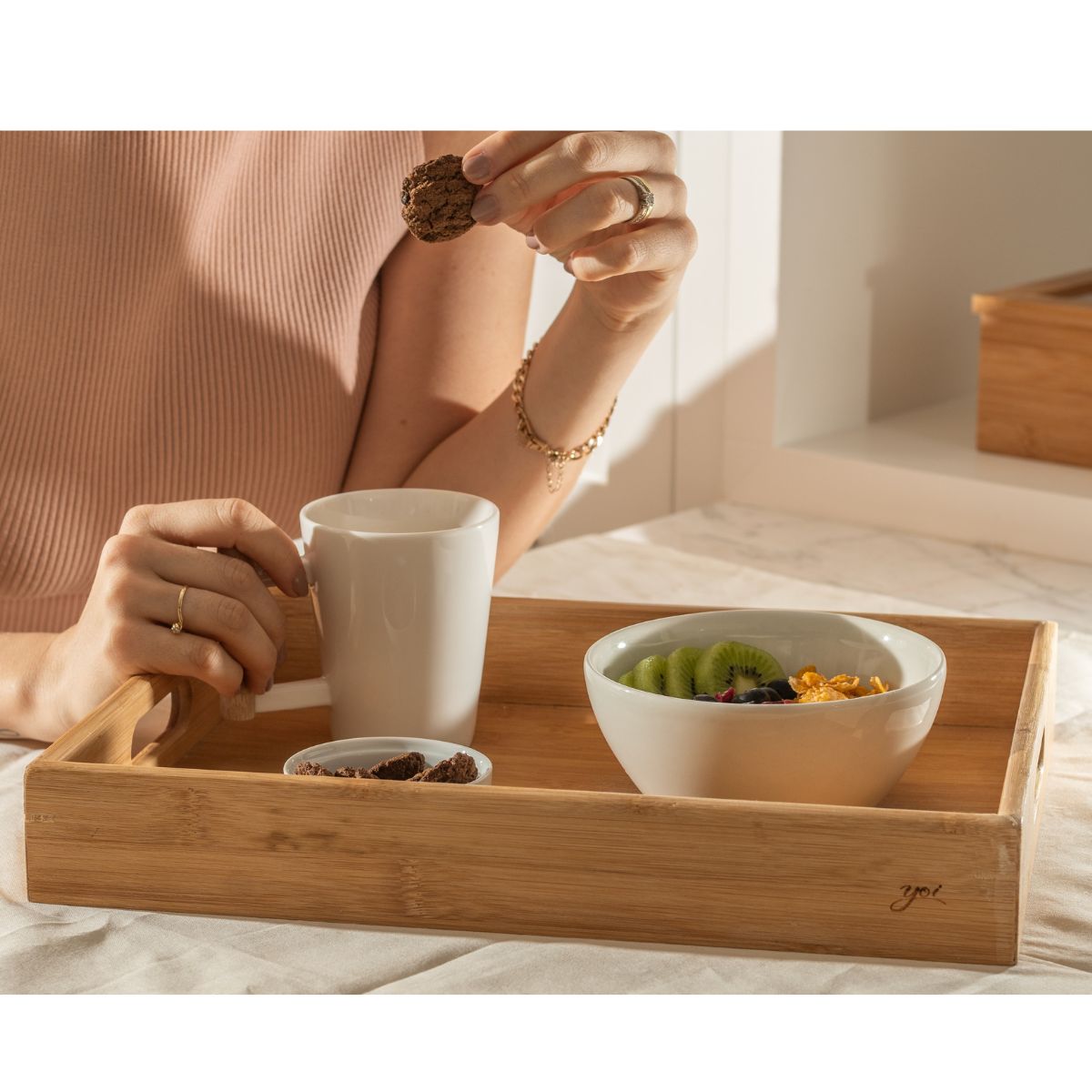 BANDEJA RETANGULAR COM ALÇAS DE BAMBU SENSE 37 CM